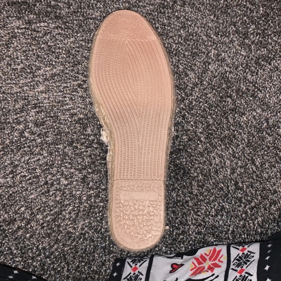 Summer strippy shoes! - Picture 3 of 3